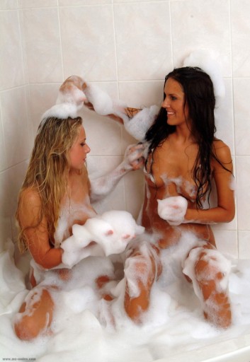 lesbian latex insertion